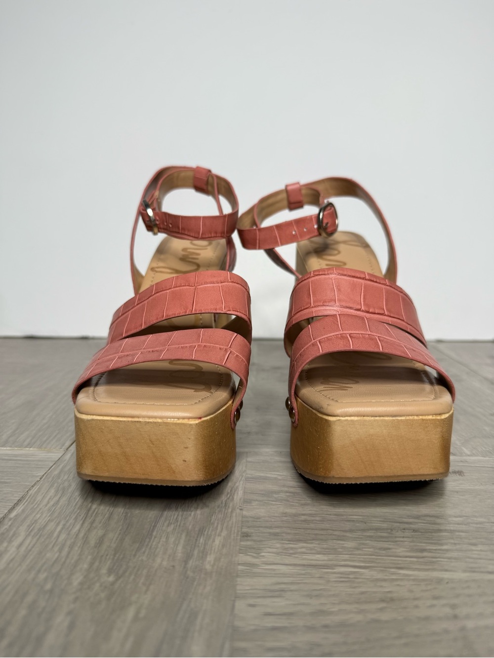 Sam Edelman Rosalind Pink Crocodile Square Toe Heeled Sandal 7 - Picture 2 of 8